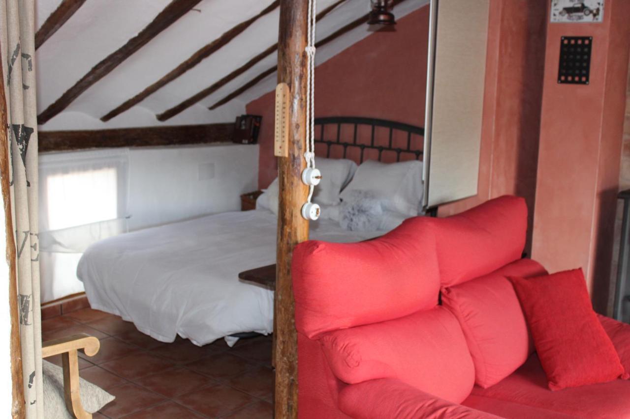 El Bricial Apartment Bezas Bagian luar foto